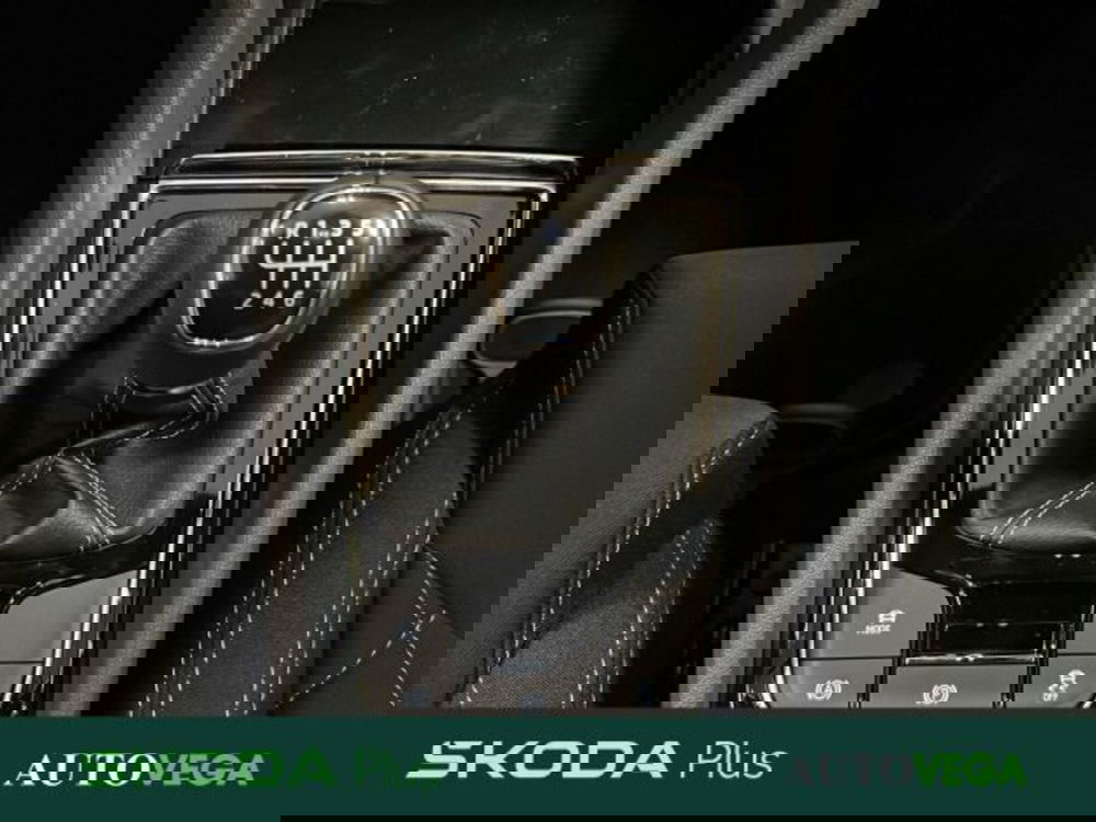 Skoda Karoq nuova a Vicenza (17)