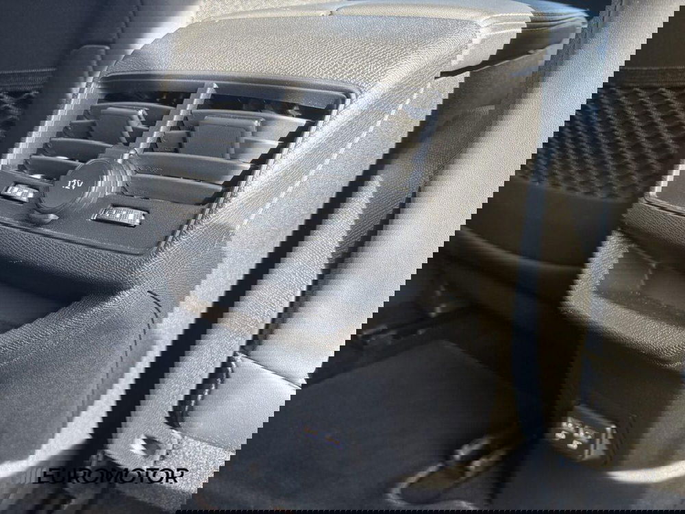 Peugeot 3008 usata a Bari (12)