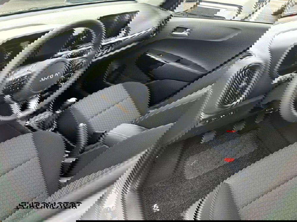 Kia Picanto nuova a Bari (14)