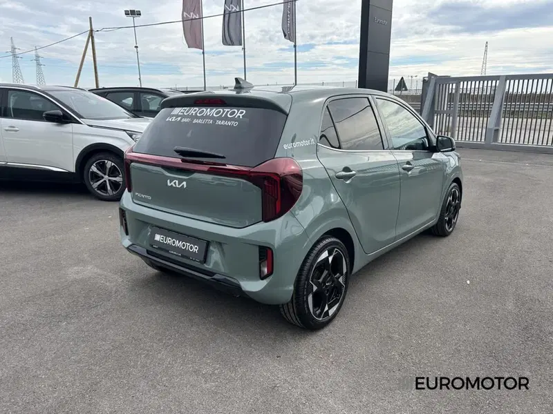 Kia Picanto nuova a Bari (5)