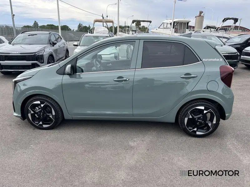 Kia Picanto nuova a Bari (8)