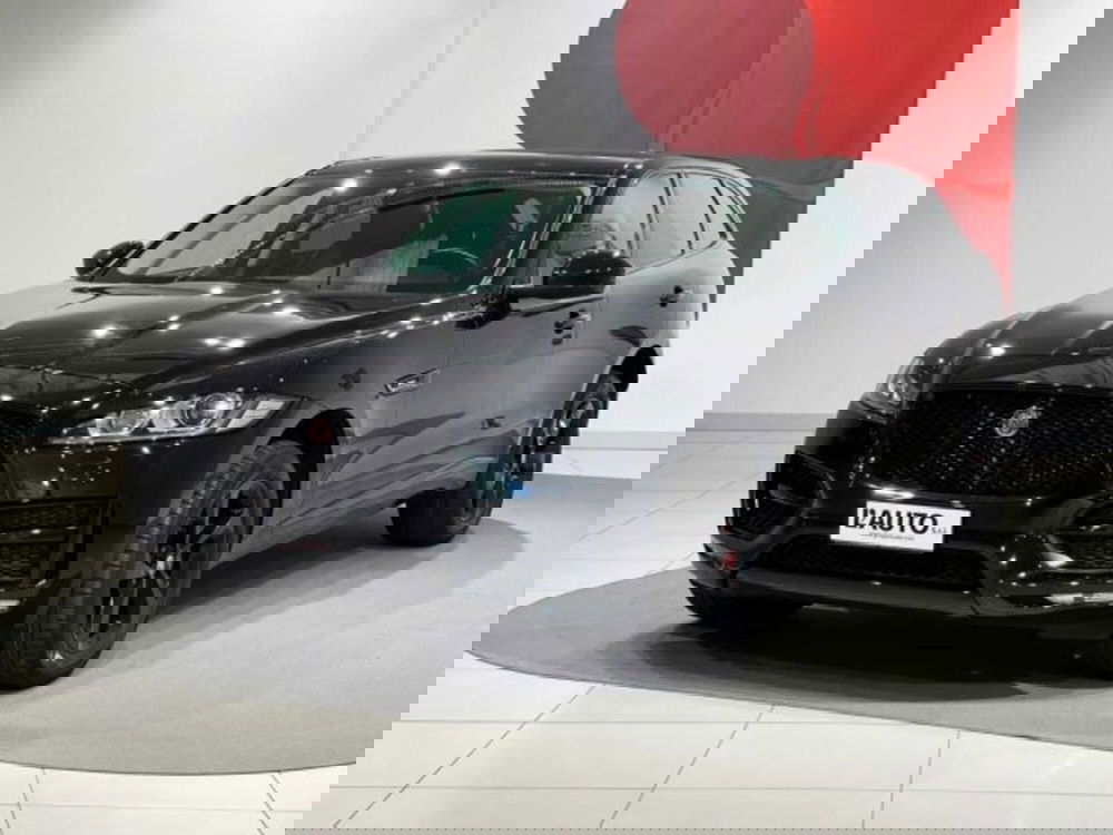 Jaguar F-Pace usata a Sondrio