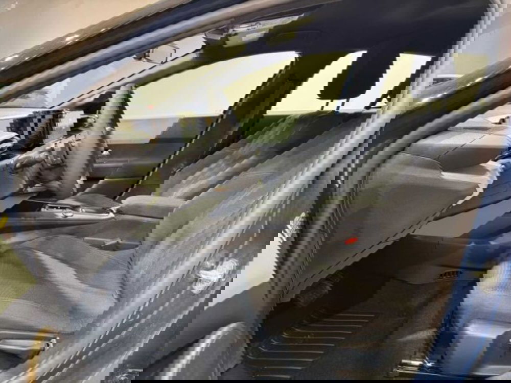 Lancia Ypsilon nuova a Sondrio (10)