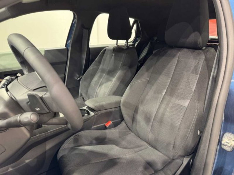 Lancia Ypsilon nuova a Sondrio (20)