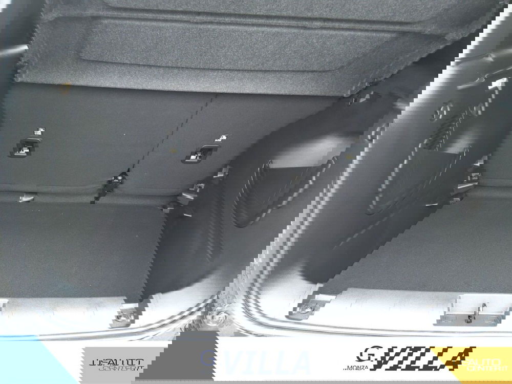 Jeep Renegade nuova a Monza e Brianza (12)