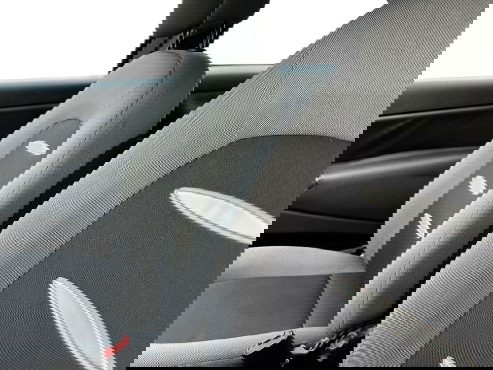 Lancia Ypsilon usata a Sondrio (10)