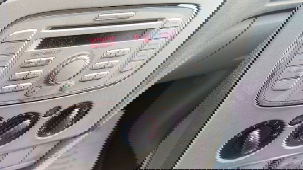 Ford Focus Station Wagon usata a Como (17)