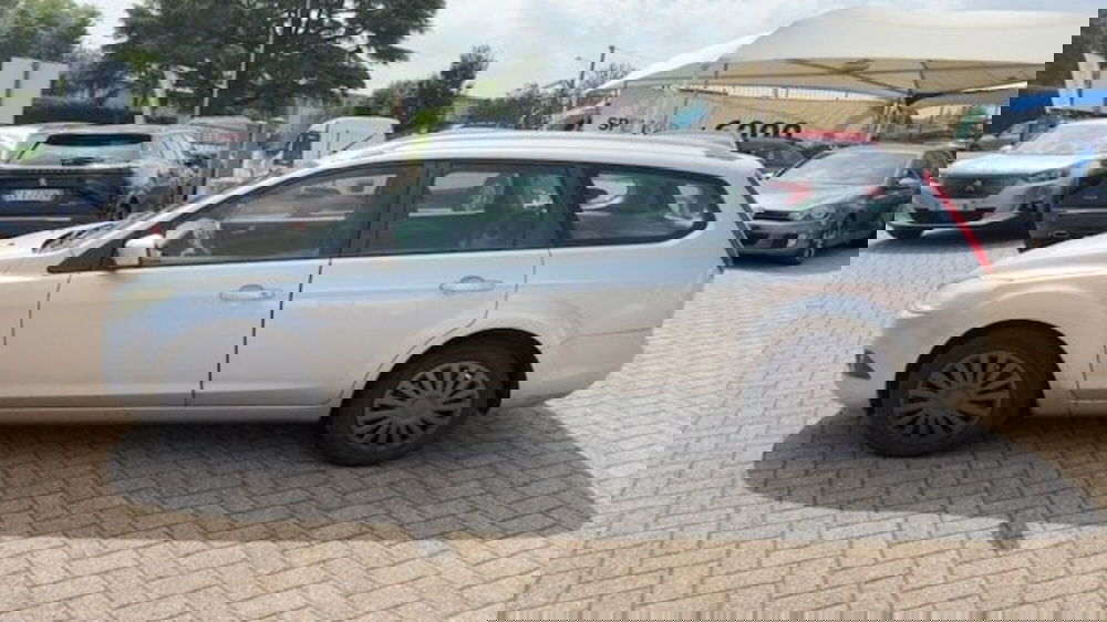 Ford Focus Station Wagon usata a Como (2)