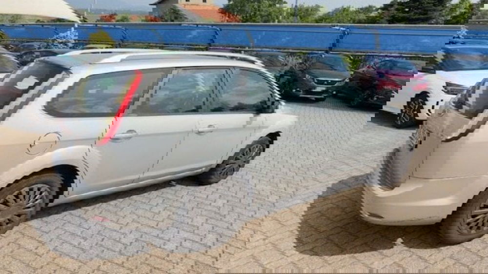 Ford Focus Station Wagon usata a Como (6)