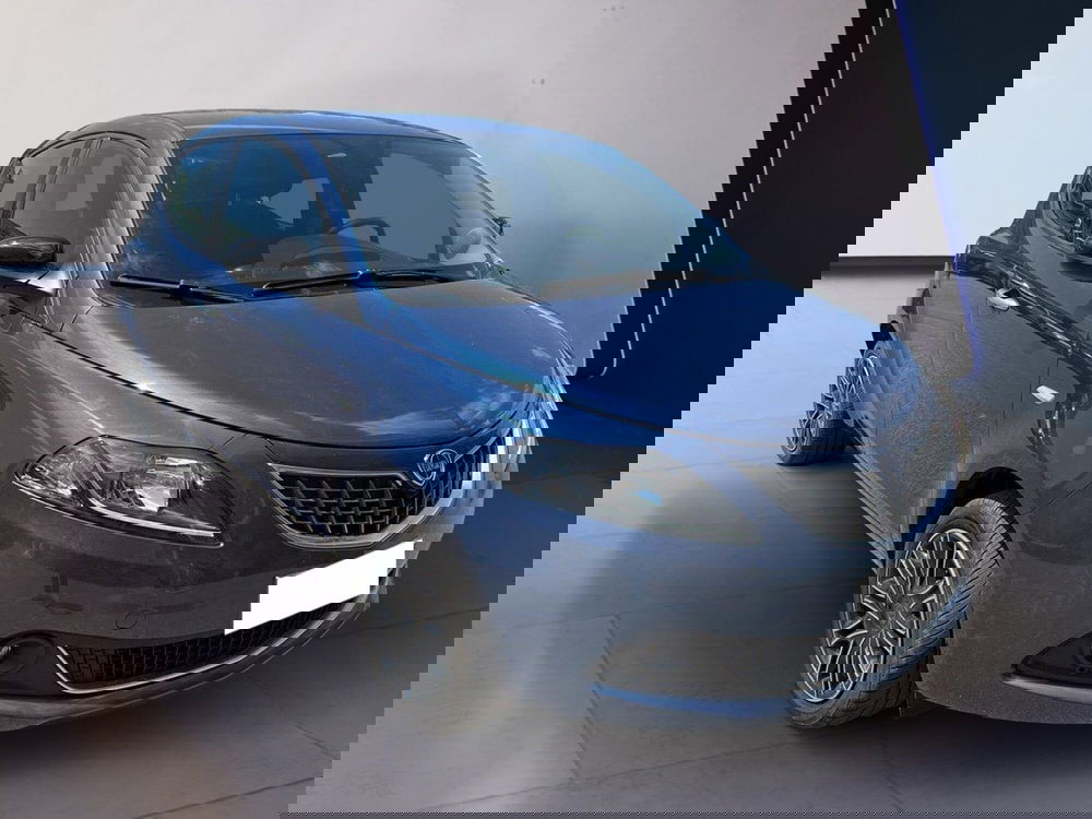 Lancia Ypsilon usata a Torino (3)