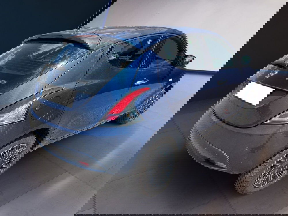 Lancia Ypsilon usata a Torino (4)