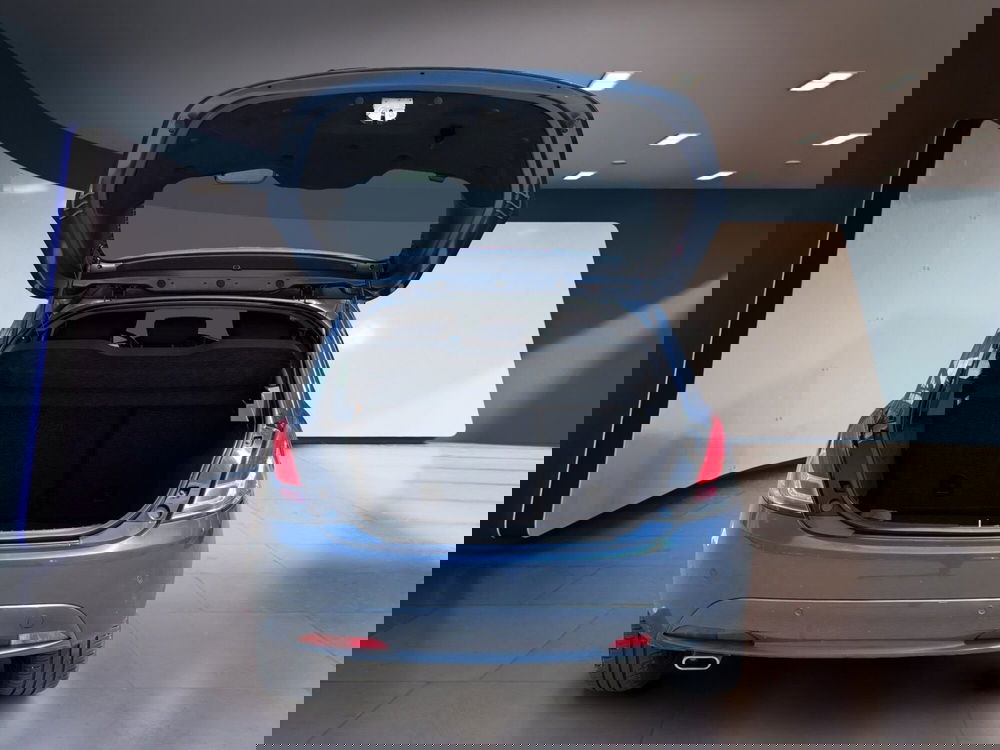 Lancia Ypsilon usata a Torino (7)