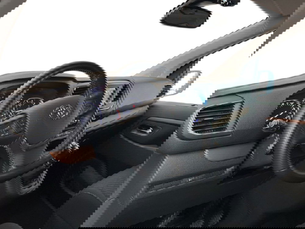 Toyota Proace Verso usata a Torino (11)