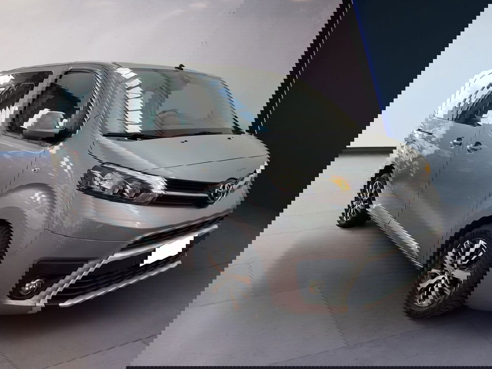 Toyota Proace Verso usata a Torino (3)