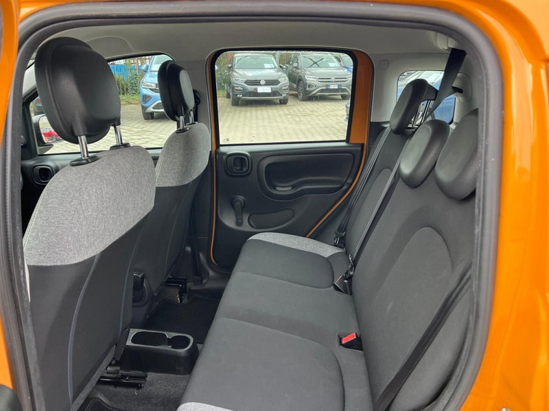 Fiat Panda Cross usata a Milano (13)
