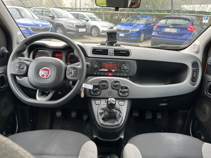 Fiat Panda Cross usata a Milano (15)