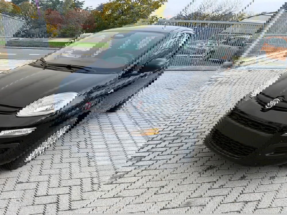 Fiat Panda Cross nuova a Milano