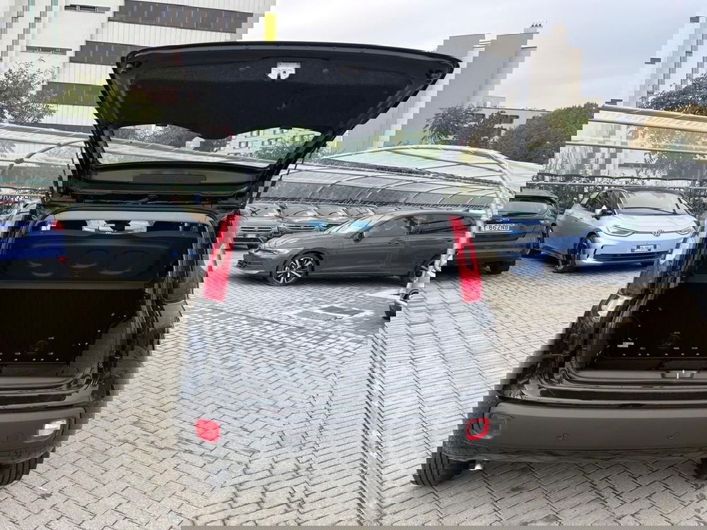 Fiat Panda Cross nuova a Milano (9)