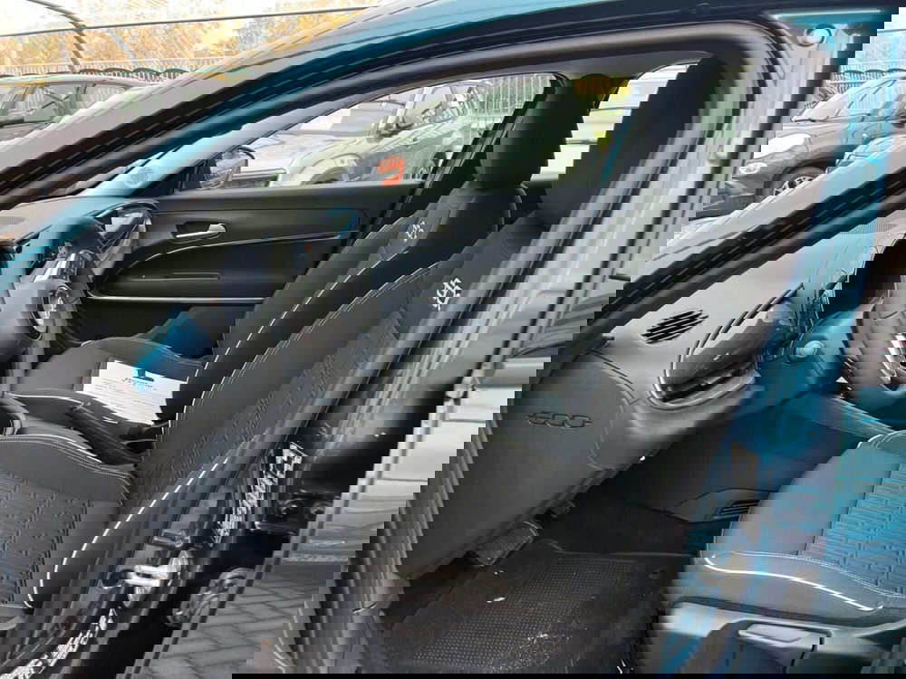 Fiat 600 nuova a Milano (11)