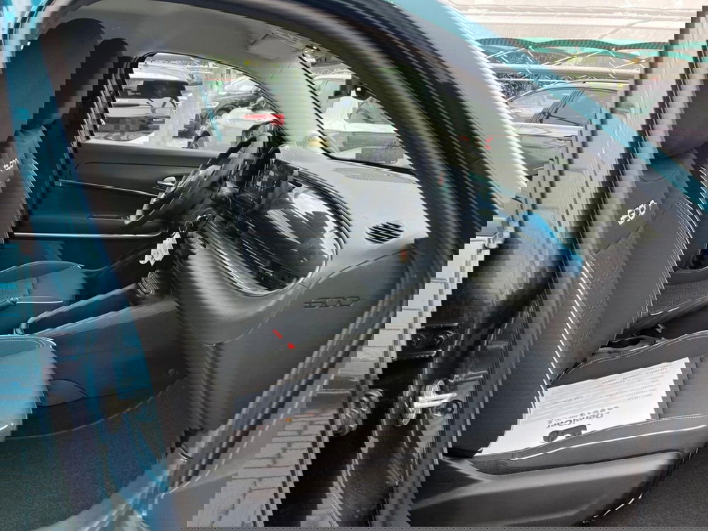 Fiat 600 nuova a Milano (12)