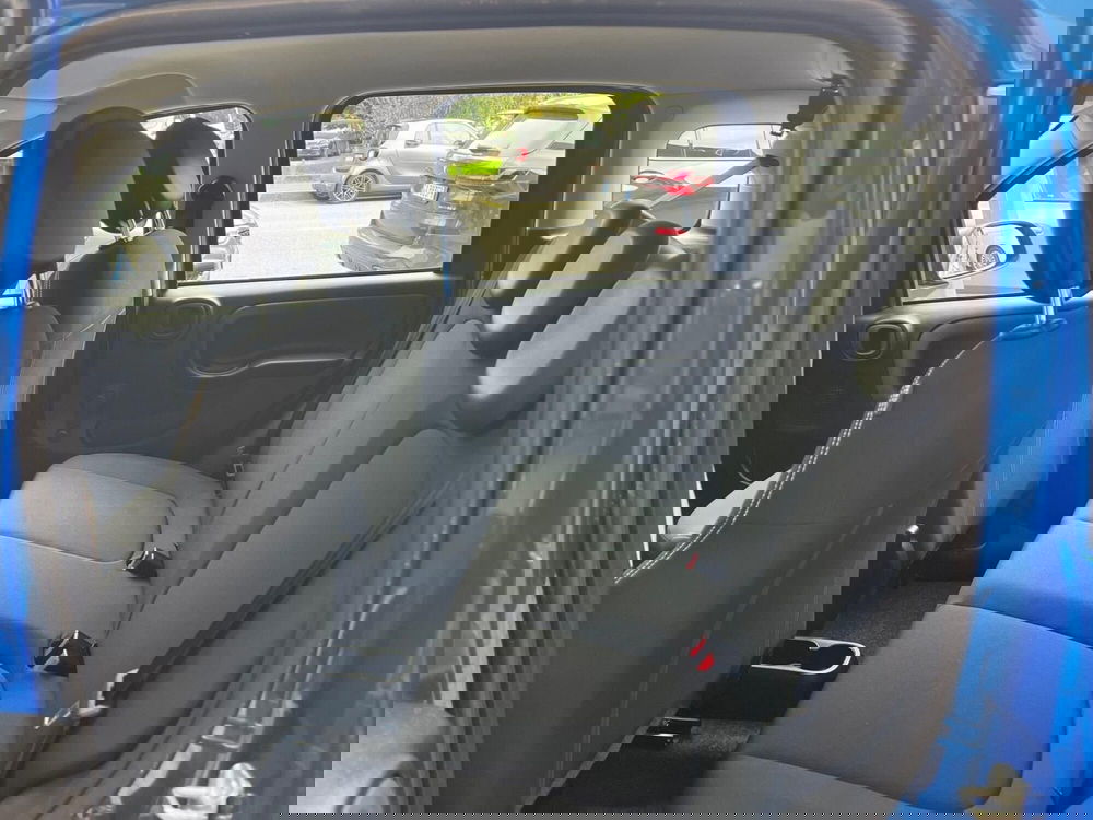 Fiat Panda Cross nuova a Milano (13)