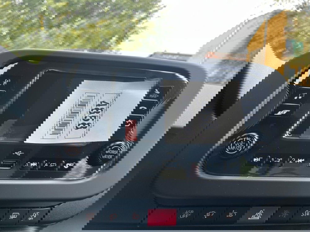 Fiat Panda Cross nuova a Milano (16)