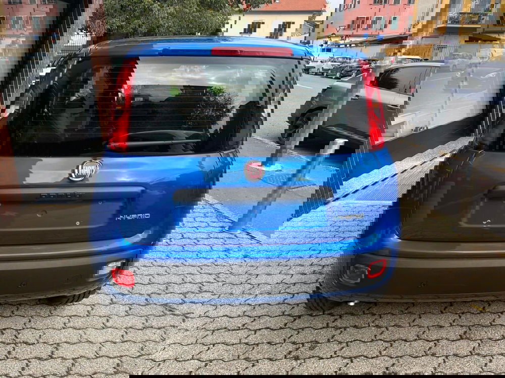 Fiat Panda Cross nuova a Milano (8)