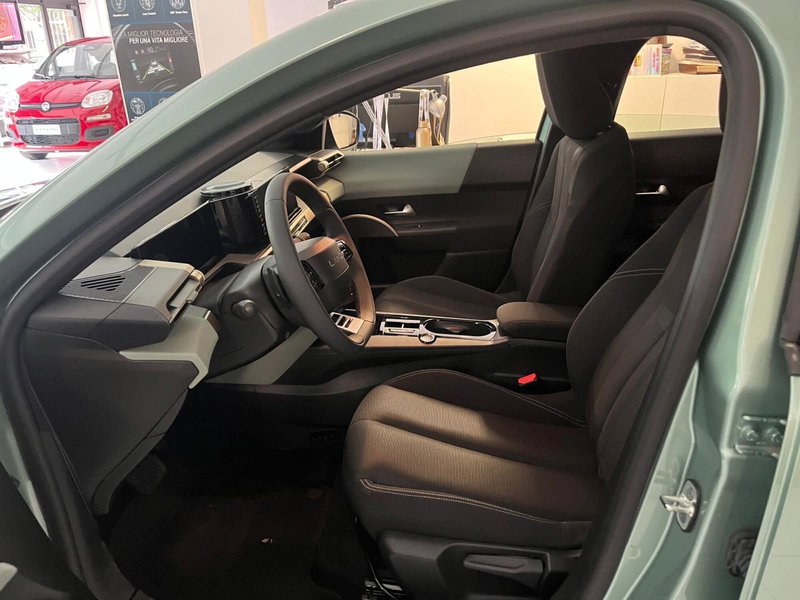 Lancia Ypsilon nuova a Milano (11)