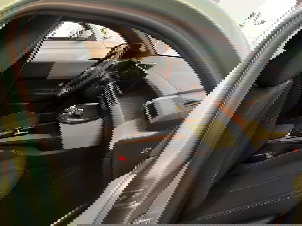 Lancia Ypsilon nuova a Milano (12)