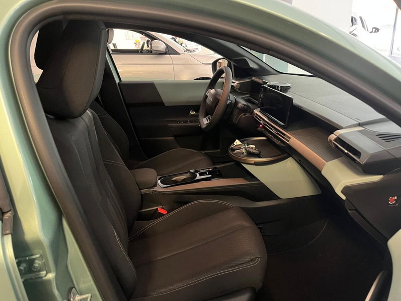 Lancia Ypsilon nuova a Milano (12)