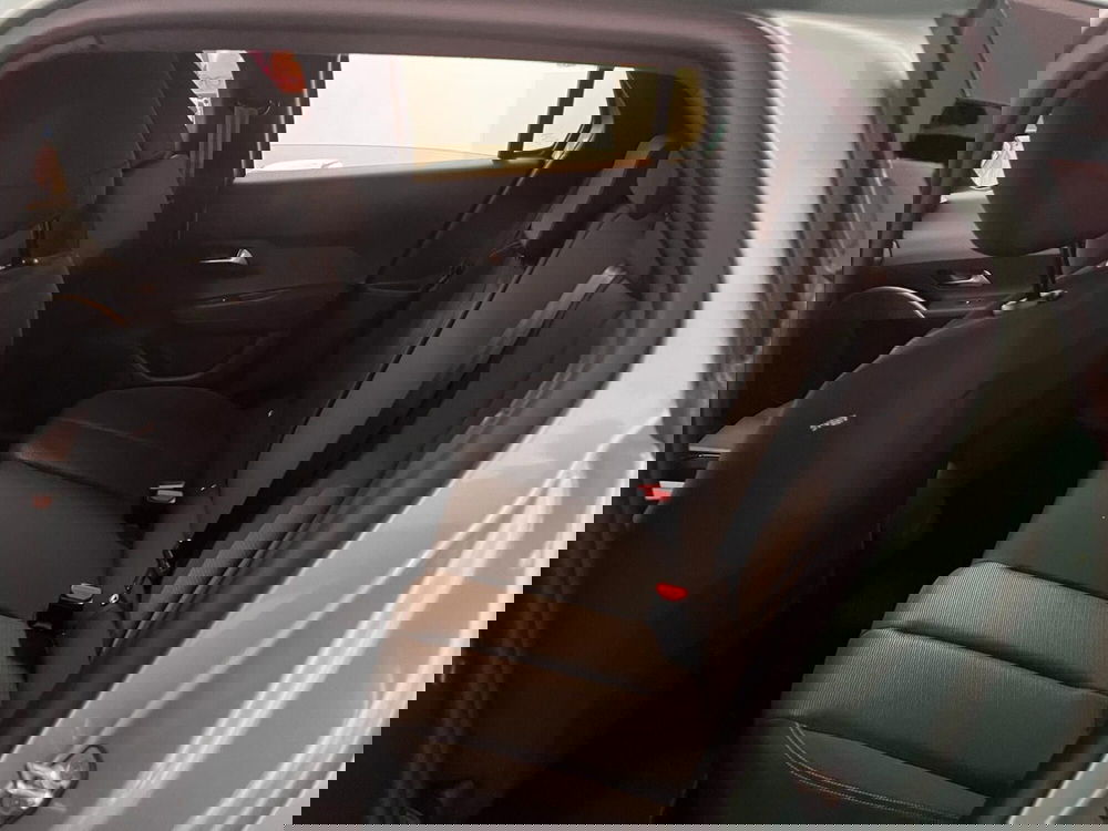 Lancia Ypsilon nuova a Milano (13)