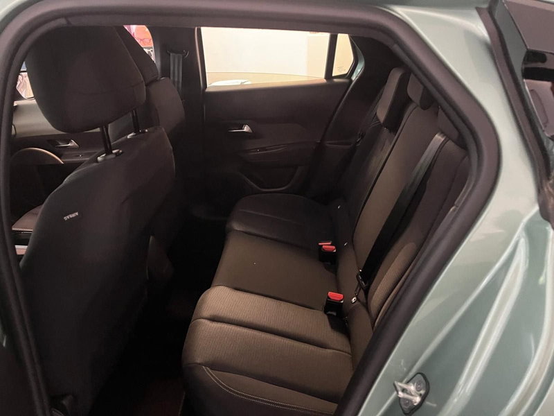 Lancia Ypsilon nuova a Milano (13)