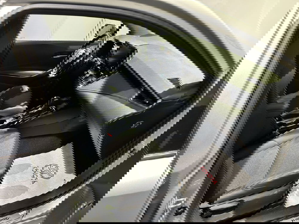 Toyota Corolla Touring Sports usata a Milano (6)