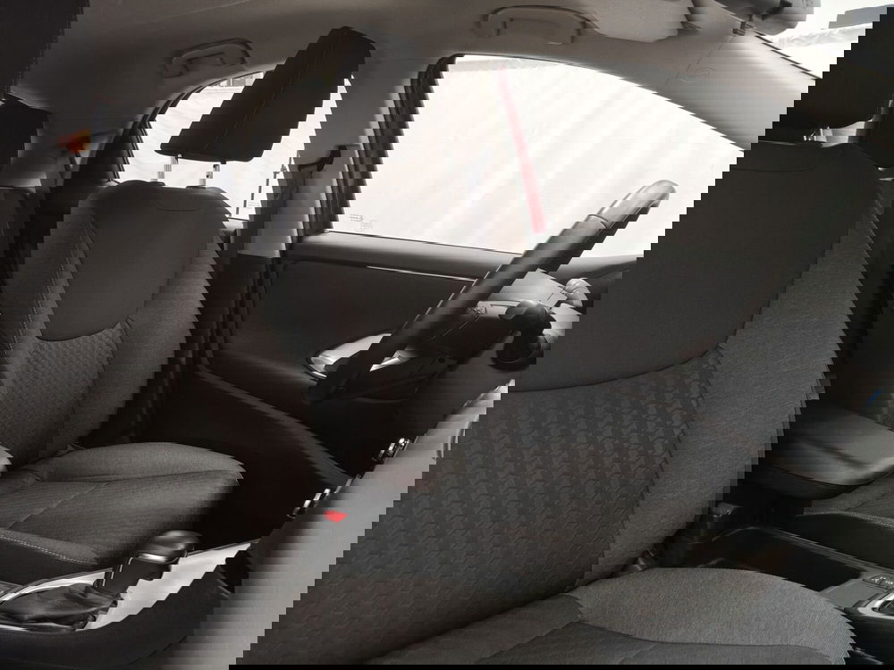 Toyota Yaris usata a Roma (7)