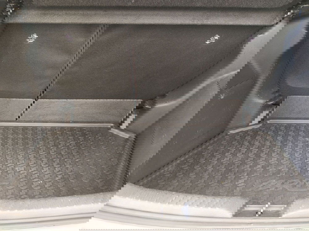 Toyota Yaris usata a Frosinone (13)