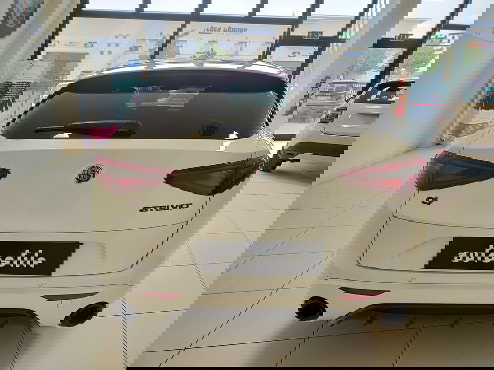 Alfa Romeo Stelvio usata a Reggio Emilia (5)