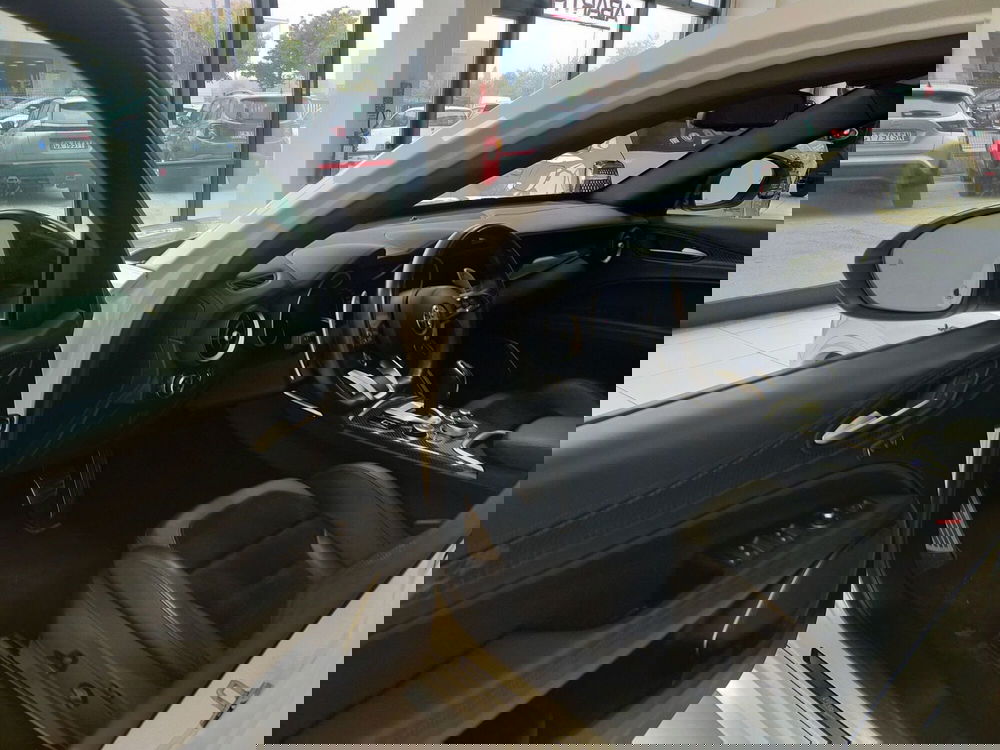 Alfa Romeo Stelvio usata a Reggio Emilia (9)