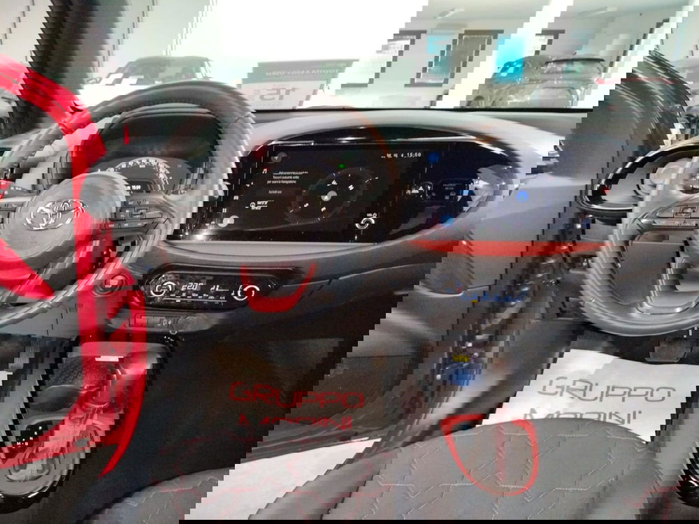 Toyota Aygo X usata a Modena (11)