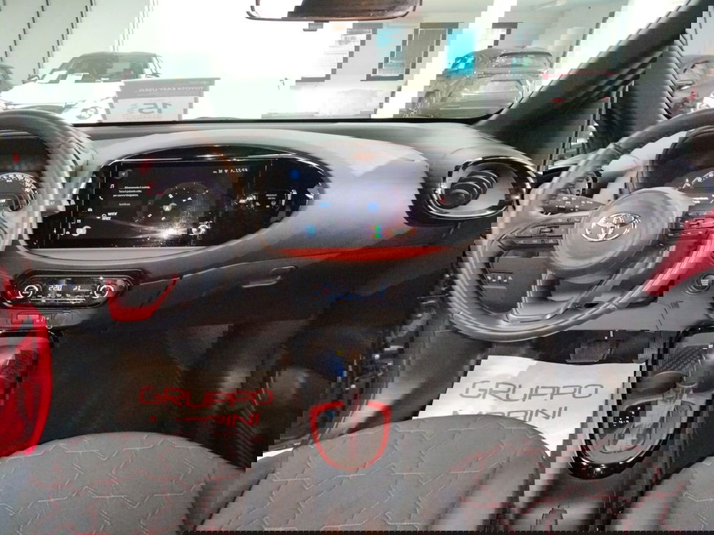 Toyota Aygo X usata a Modena (13)