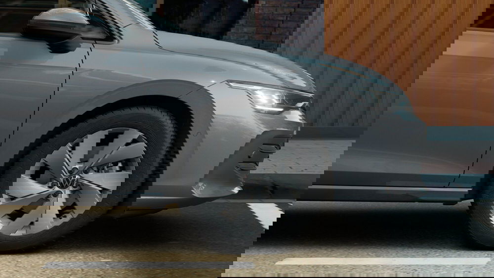 Volkswagen Golf nuova a Bologna (12)