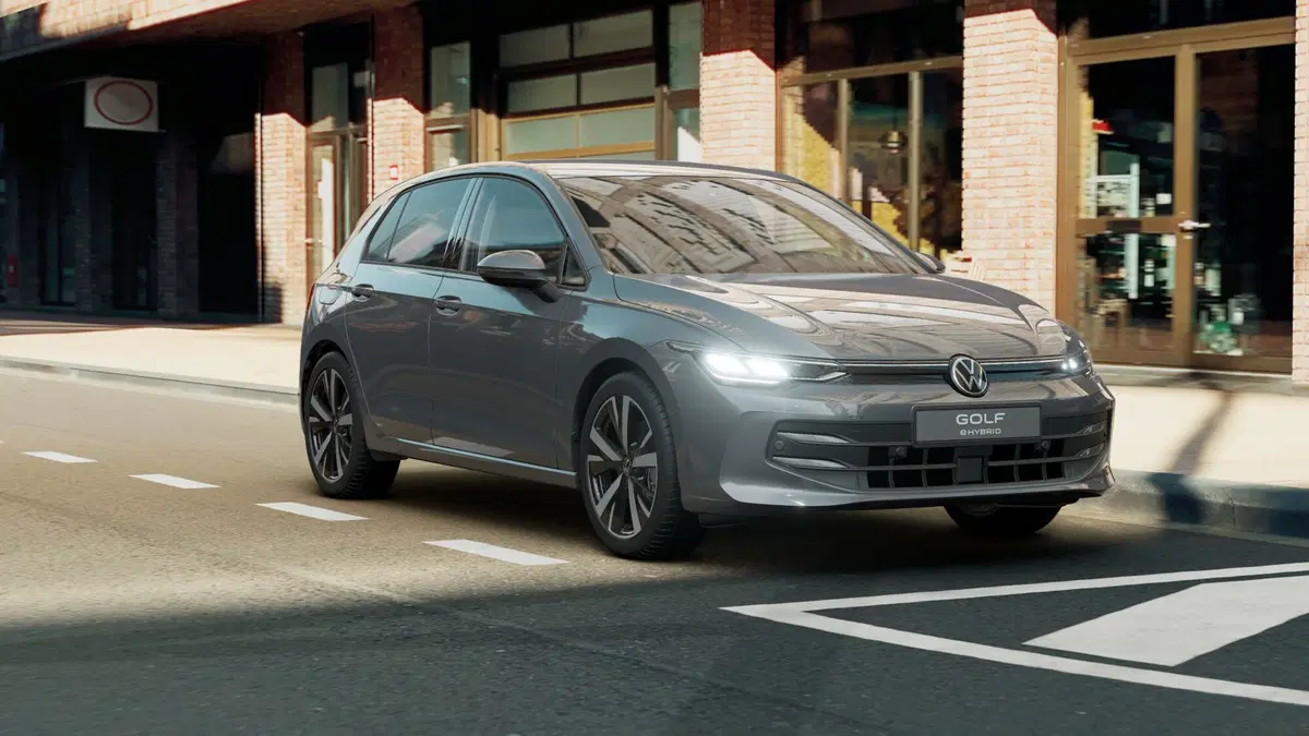 Volkswagen Golf nuova a Bologna (4)