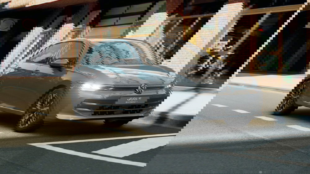 Volkswagen Golf nuova a Bologna (4)