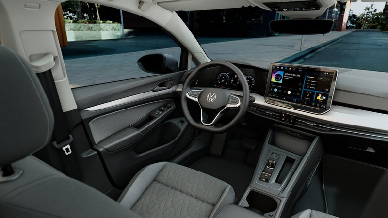 Volkswagen Golf nuova a Bologna (7)