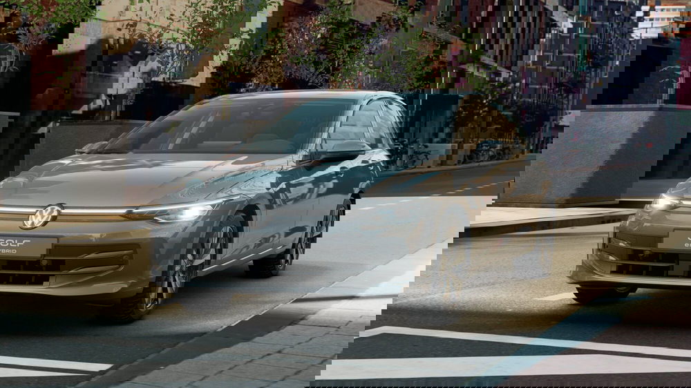 Volkswagen Golf nuova a Bologna