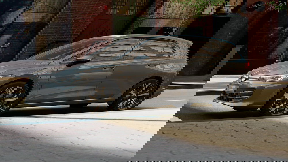 Volkswagen Golf nuova a Bologna (2)