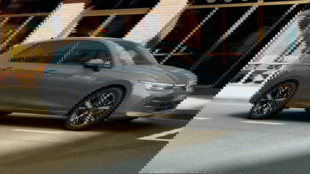 Volkswagen Golf nuova a Bologna (3)