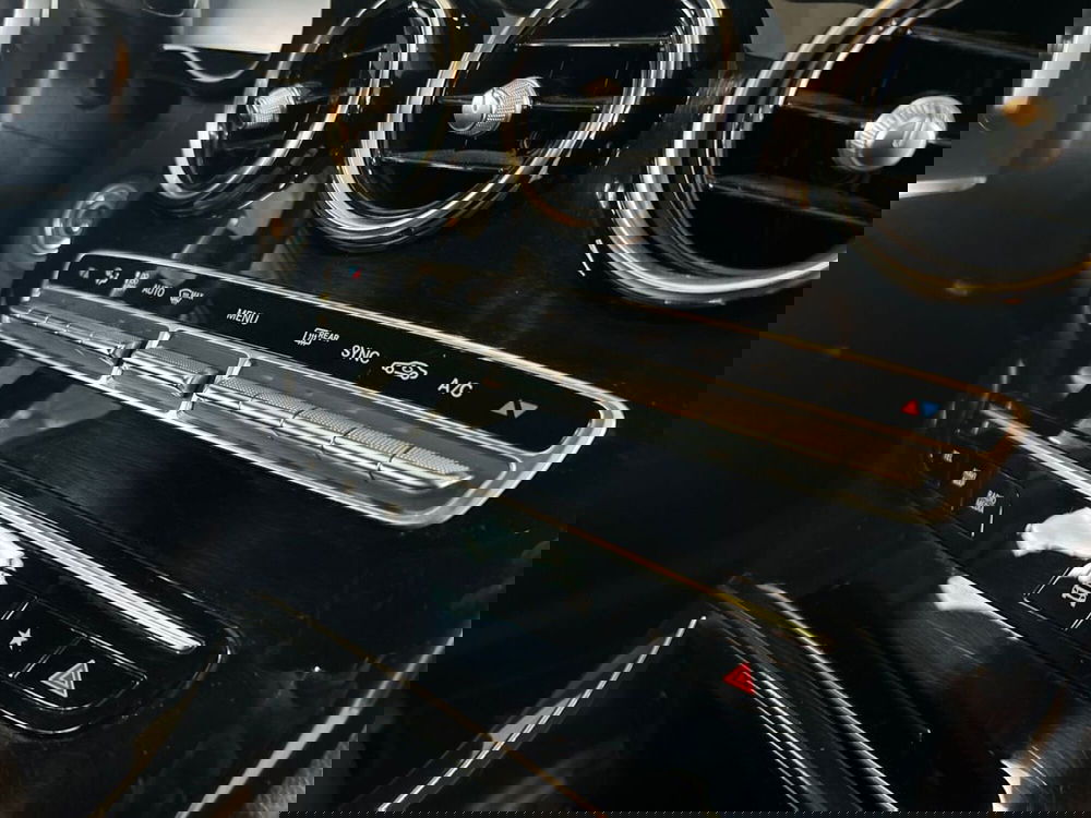 Mercedes-Benz GLC Coupé usata a Bari (14)