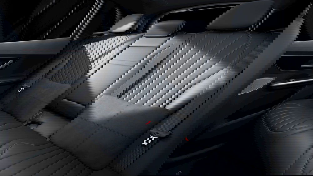 Mercedes-Benz EQE SUV nuova a Milano (6)