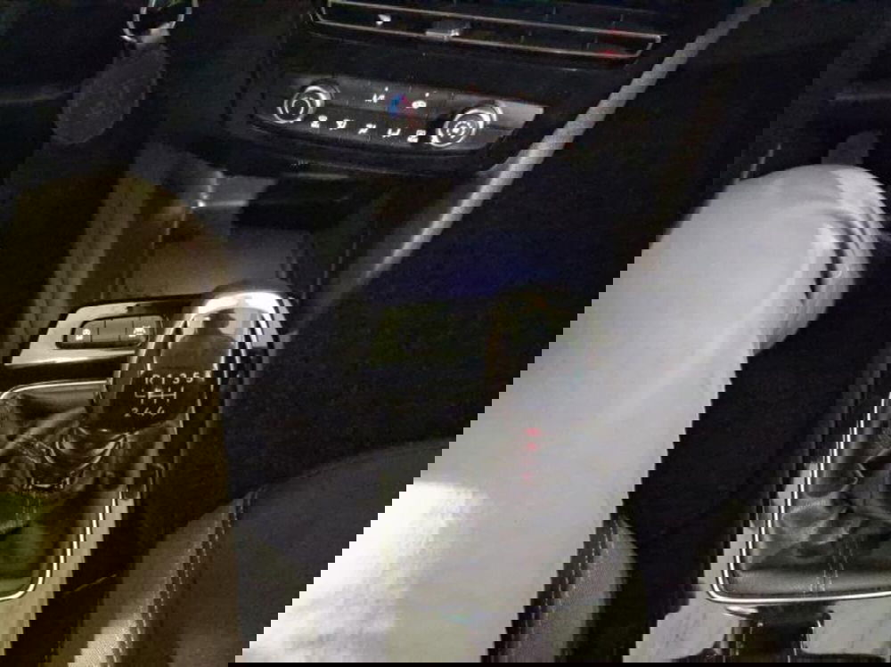 Opel Mokka usata a Genova (16)