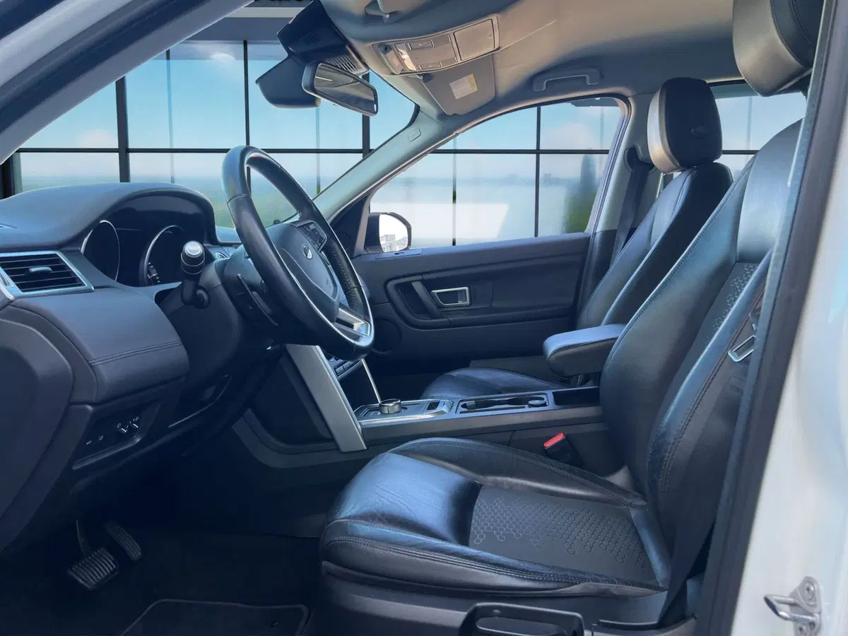 Land Rover Discovery Sport usata a Cosenza (9)
